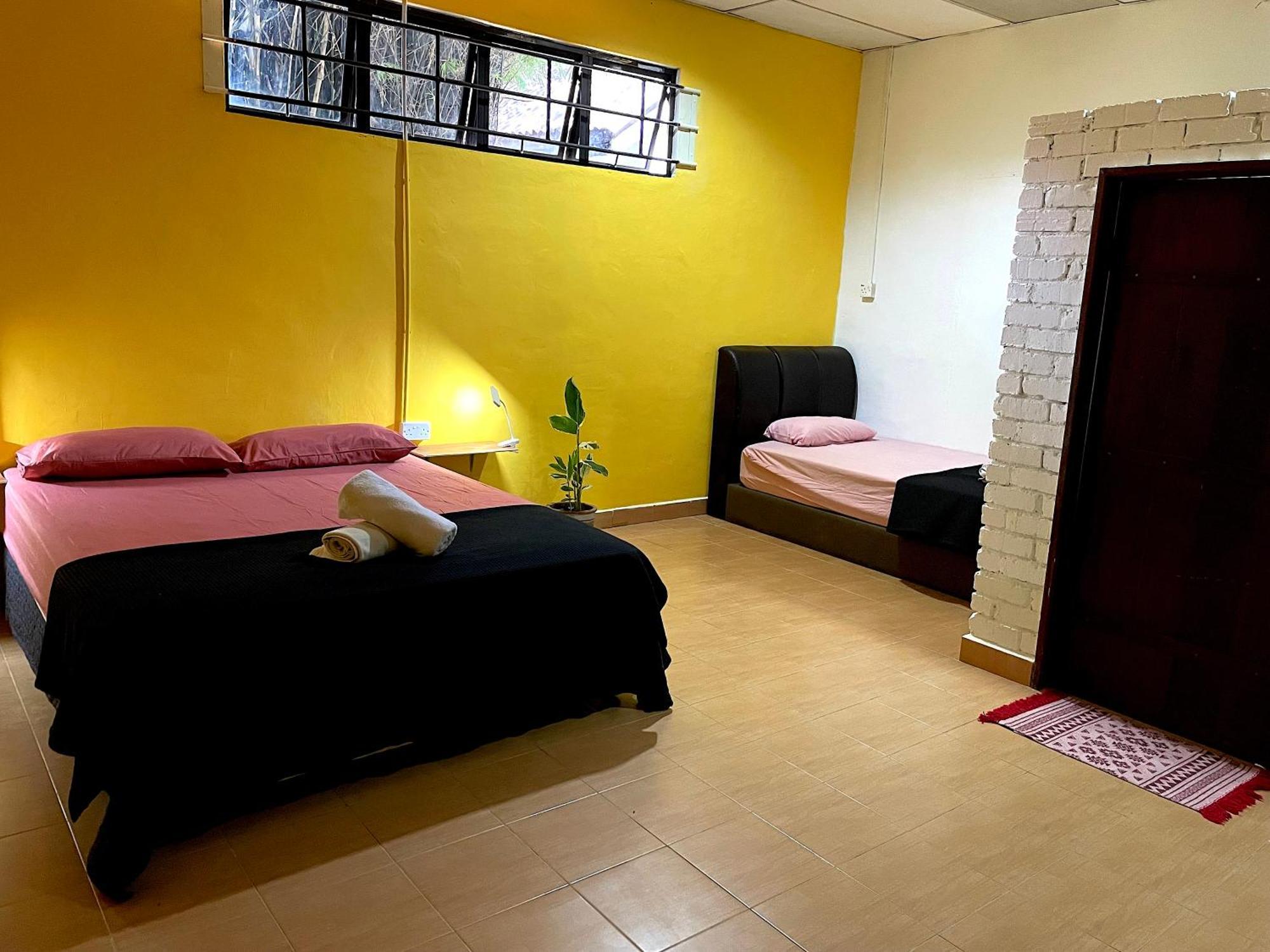 Home Sol Guesthouse Pantai Cenang (Langkawi) Exterior foto
